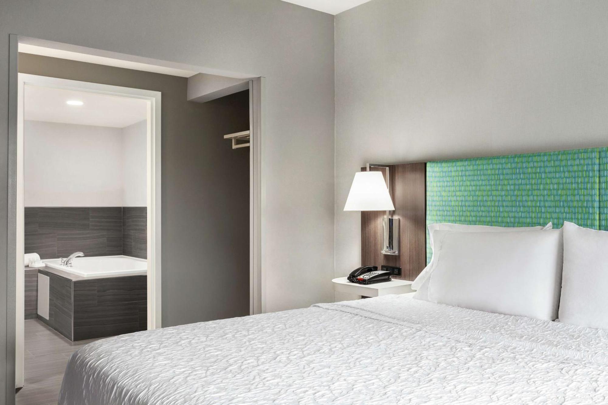 Hampton By Hilton Oklahoma City I-40 East- Tinker Afb Midwest City Bagian luar foto