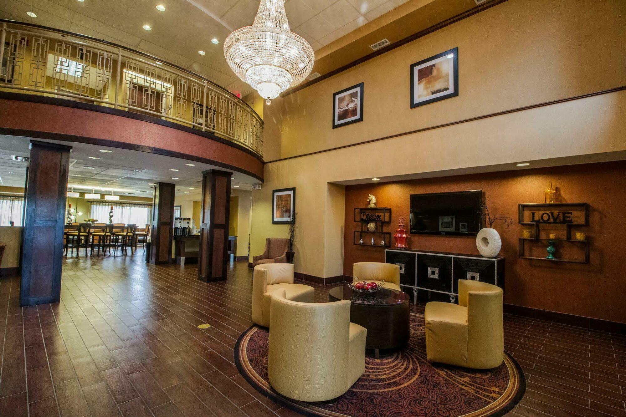 Hampton By Hilton Oklahoma City I-40 East- Tinker Afb Midwest City Bagian luar foto