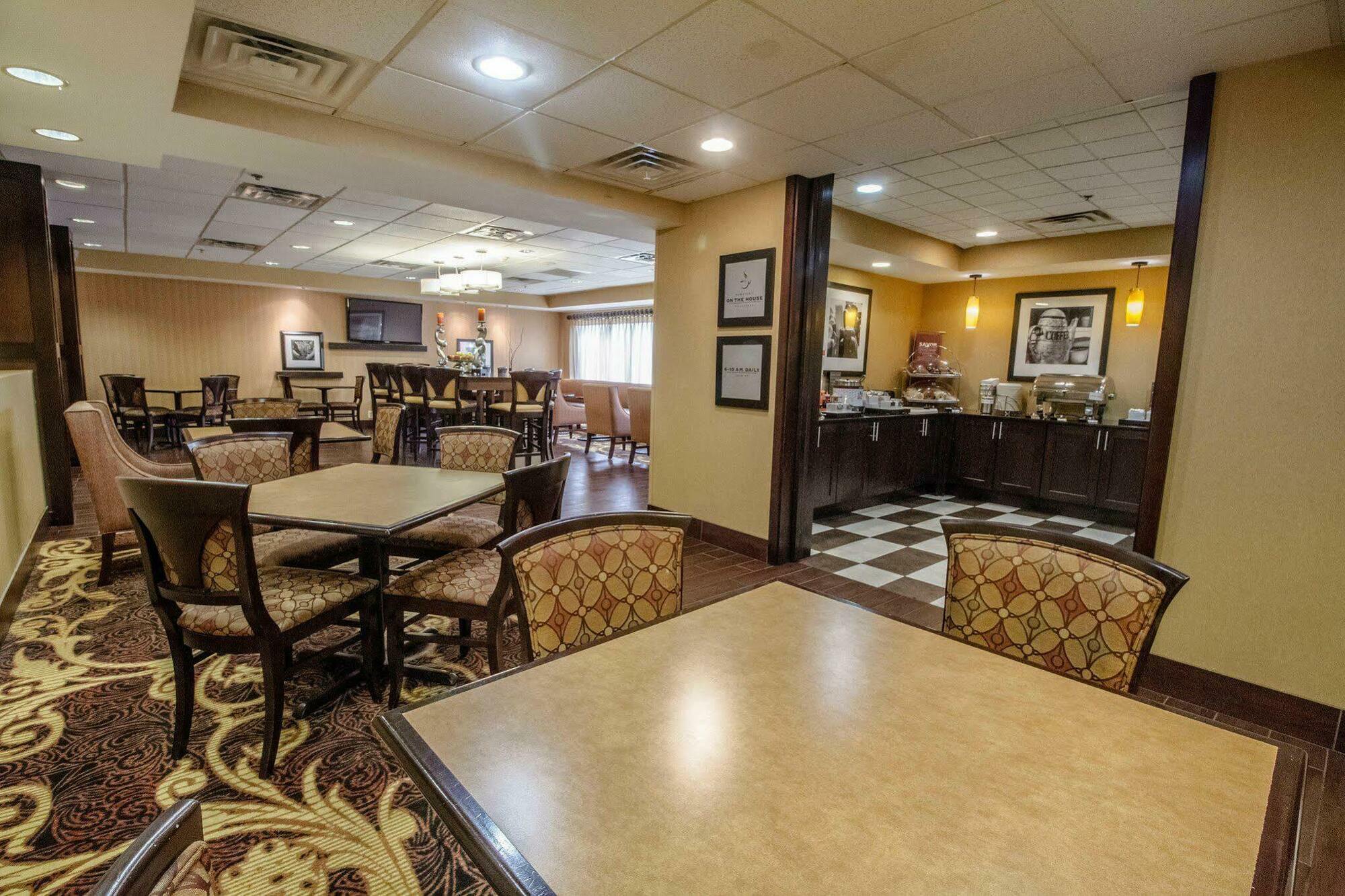 Hampton By Hilton Oklahoma City I-40 East- Tinker Afb Midwest City Bagian luar foto