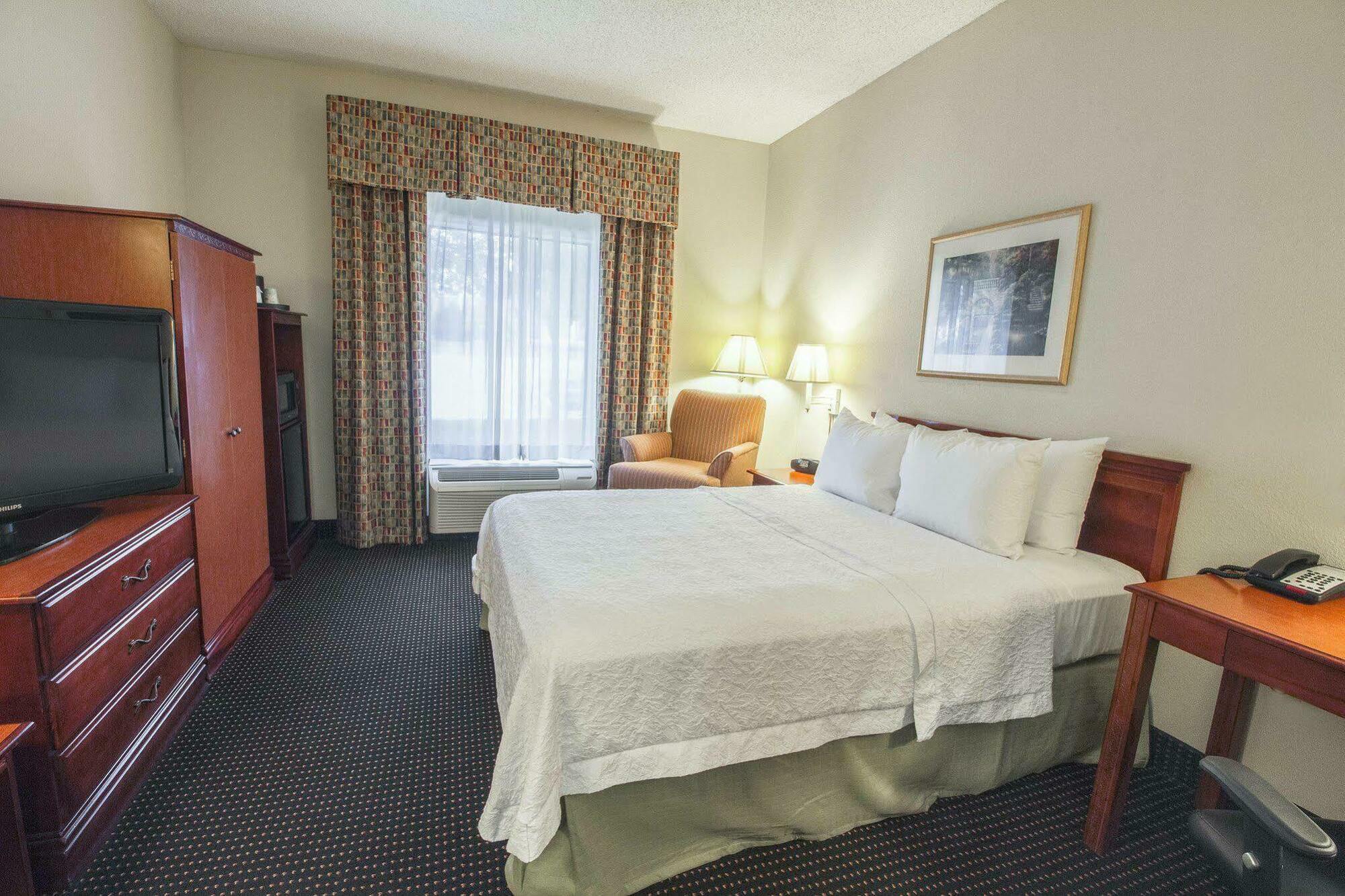 Hampton By Hilton Oklahoma City I-40 East- Tinker Afb Midwest City Bagian luar foto